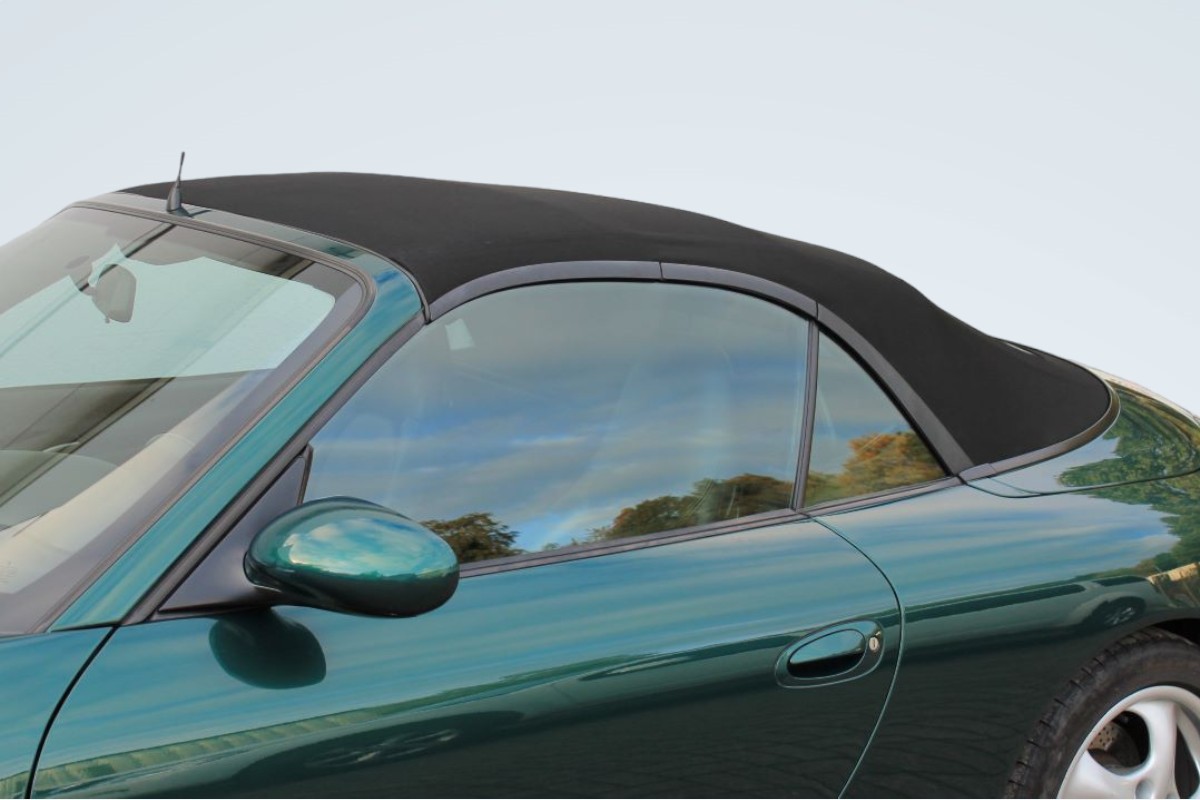 Porsche 911 (996) convertible top Porsche 911 (996) convertible top