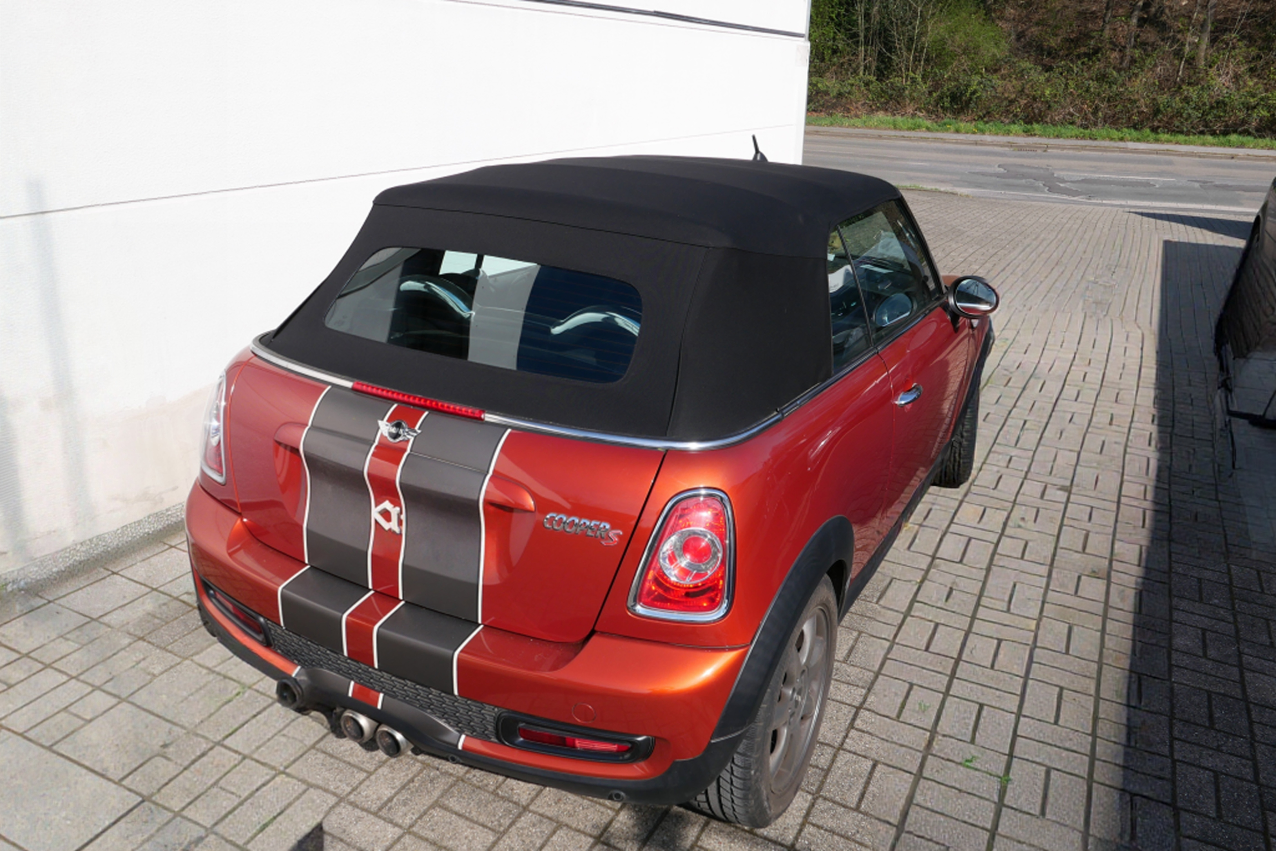 mini cooper, convertible, red, stripe, car accessory